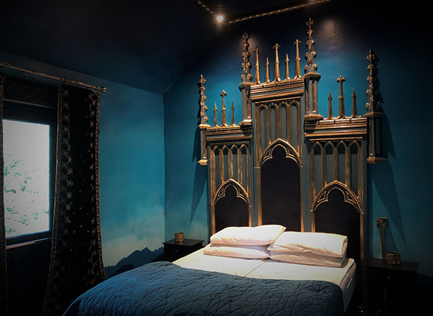 Bedroom photo of Queen Mab